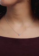 COLLAR PUNTO DE LUZ