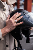 ANILLO LEÓN